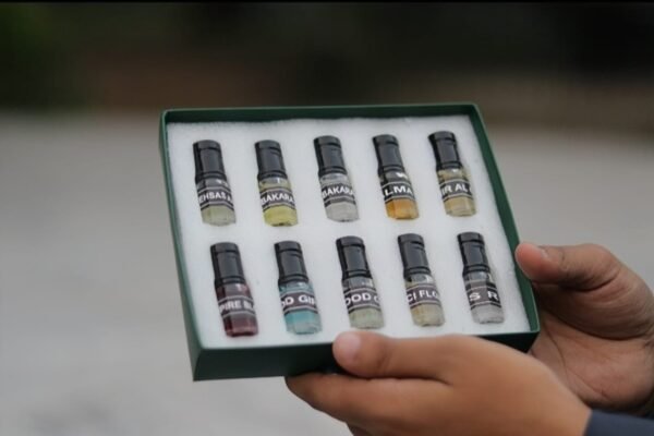 WhatsApp Image 2025-10-18 at 23.39.39_2a5c3b08 Perfume & Attar Combo